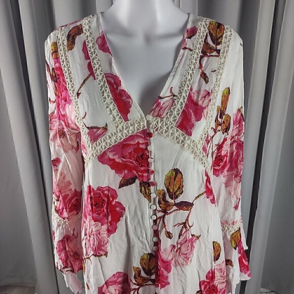 Entro Women's Red, White, Floral Lined Shift Style Long Sleeve Dress Size Medium - Picture 2 of 12